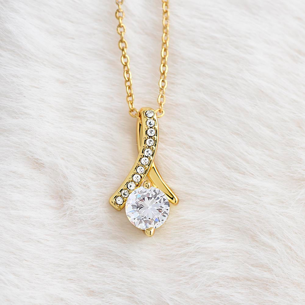 Alluring Beauty Gold Necklace